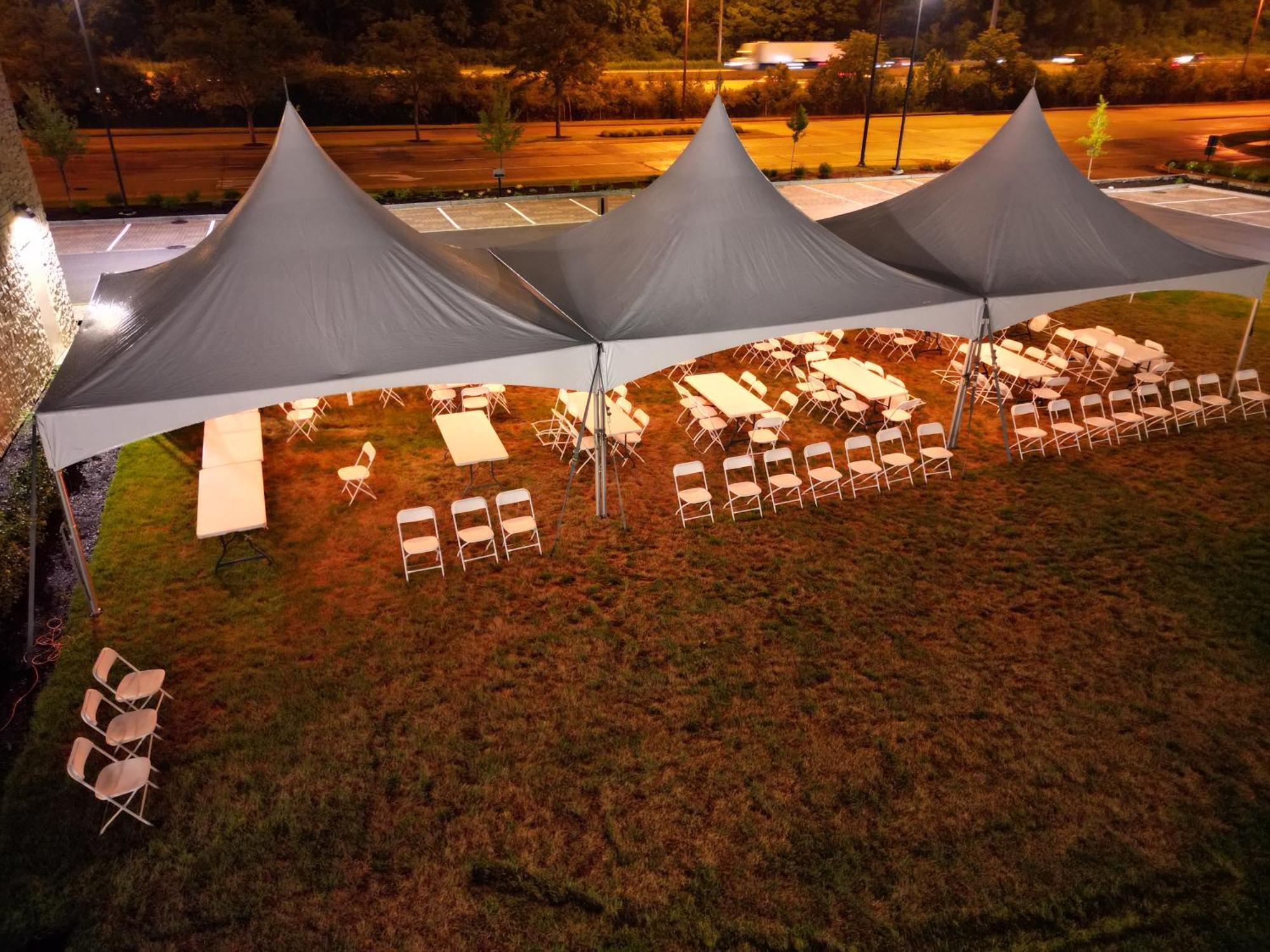 Holiday Inn Express & Suites Chicago Schaumburg By Ihg Exterior foto